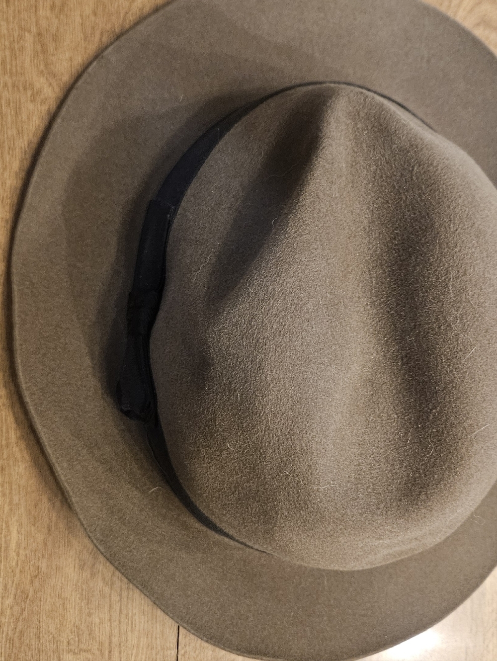 VIntage Stetson Sovereign Hat Brown Wool Fedora with Black Band